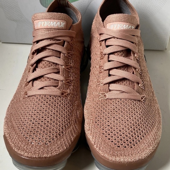 Nike Air VaporMax Flyknit 2 'Rose Gold' 942843-602 Size 7 EUC - Picture 8 of 16